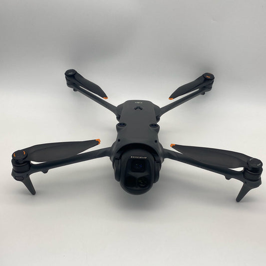 DJI Mavic 4 Pro 512GB Creator Kit Enhanced Transmission - Excellent (95% New)
