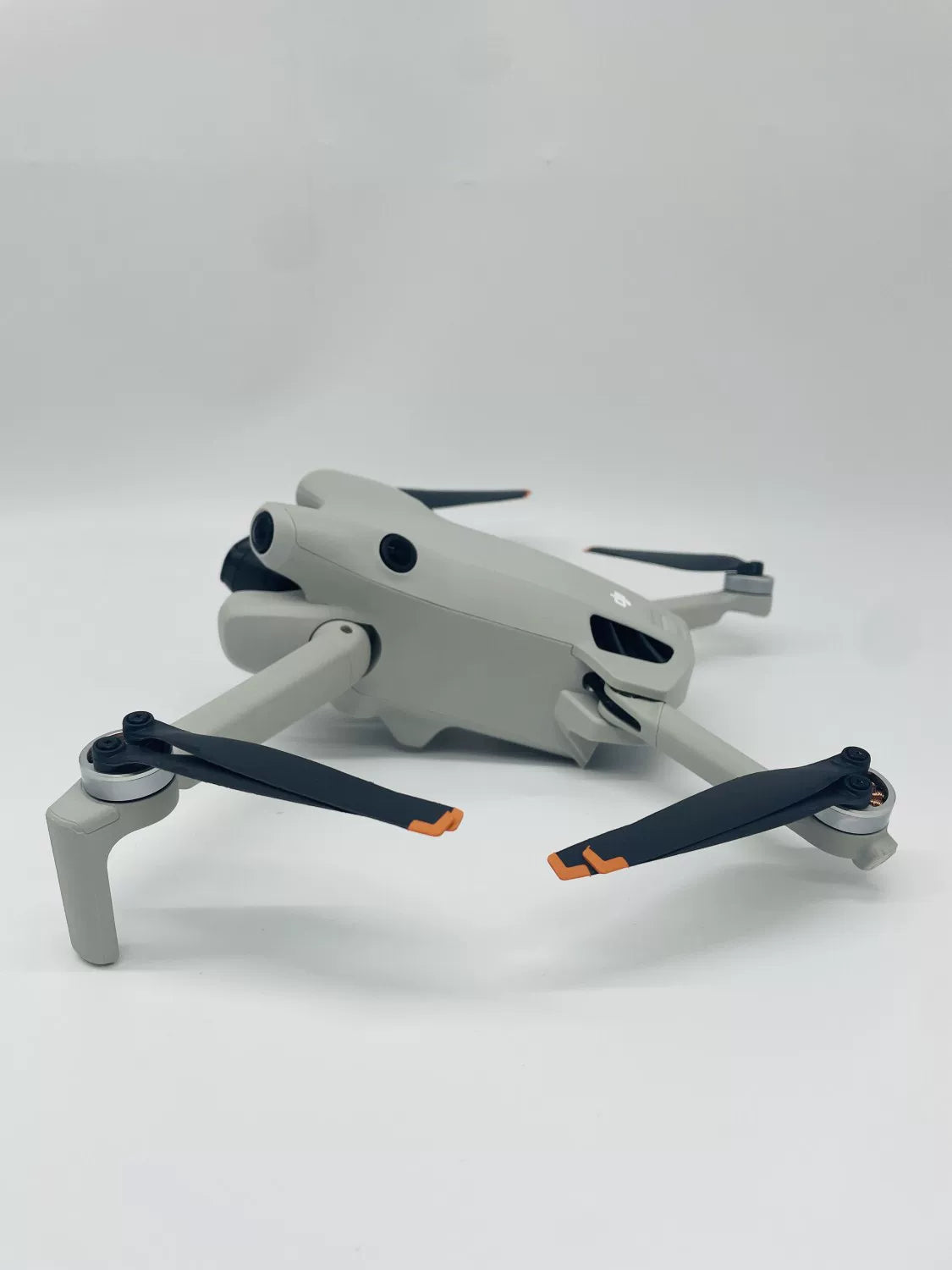 99% New (Mint) DJI Mini 4 Pro with Screen, Extended Battery Combo with DJI Care Refresh