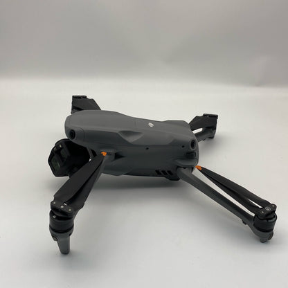 DJI Air 3S Fly More Combo مع جهاز تحكم عن بعد بشاشة - بحالة ممتازة (99%)