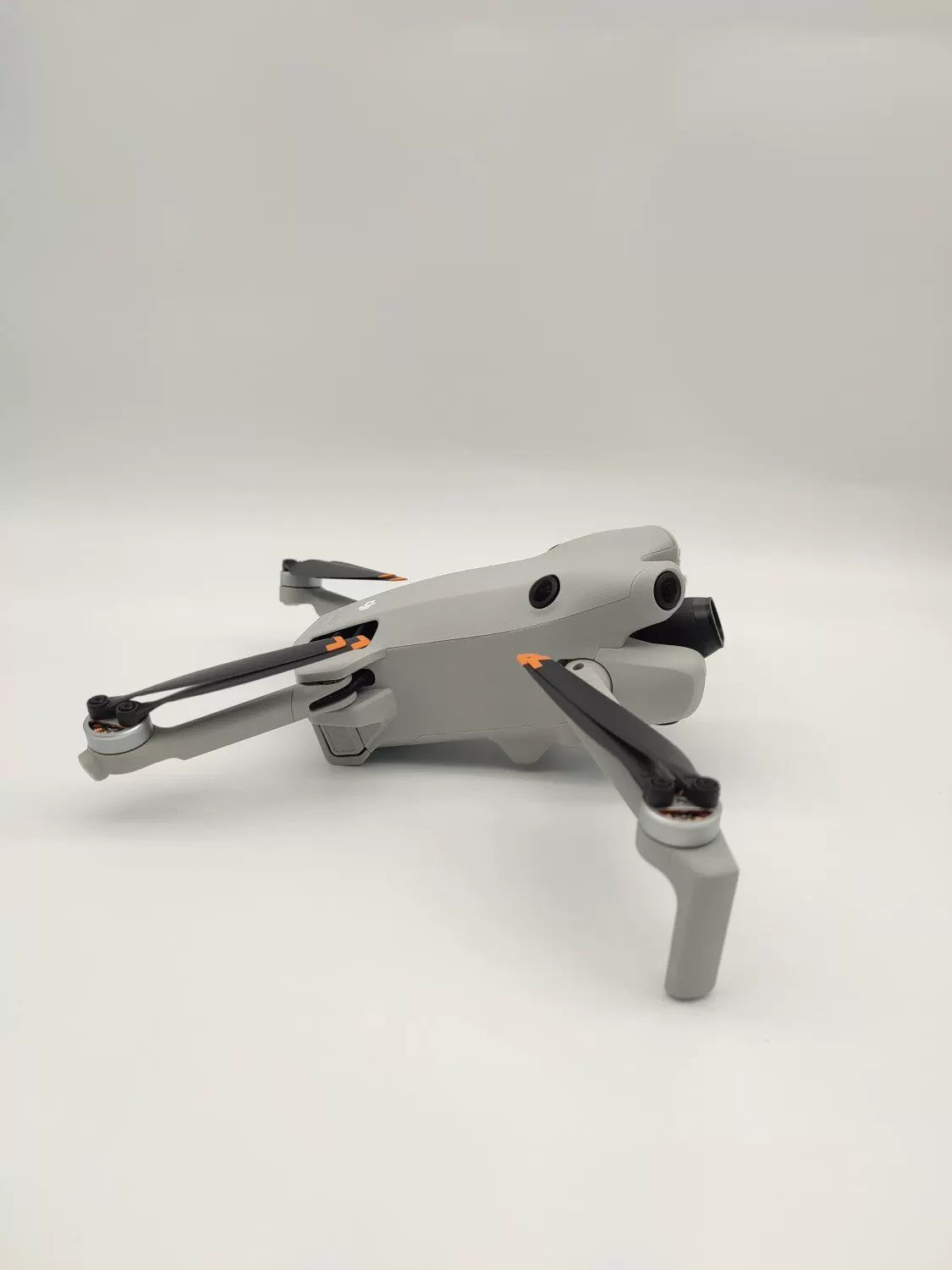 DJI Mini4pro with Screen, Extended Battery Fly More Combo with DJI Care Refresh