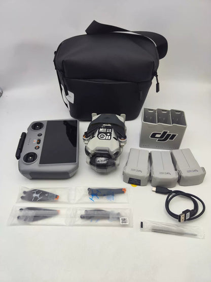 99% New (Mint) DJI mini4pro with Screen Fly More Combo with DJI Care Refresh
