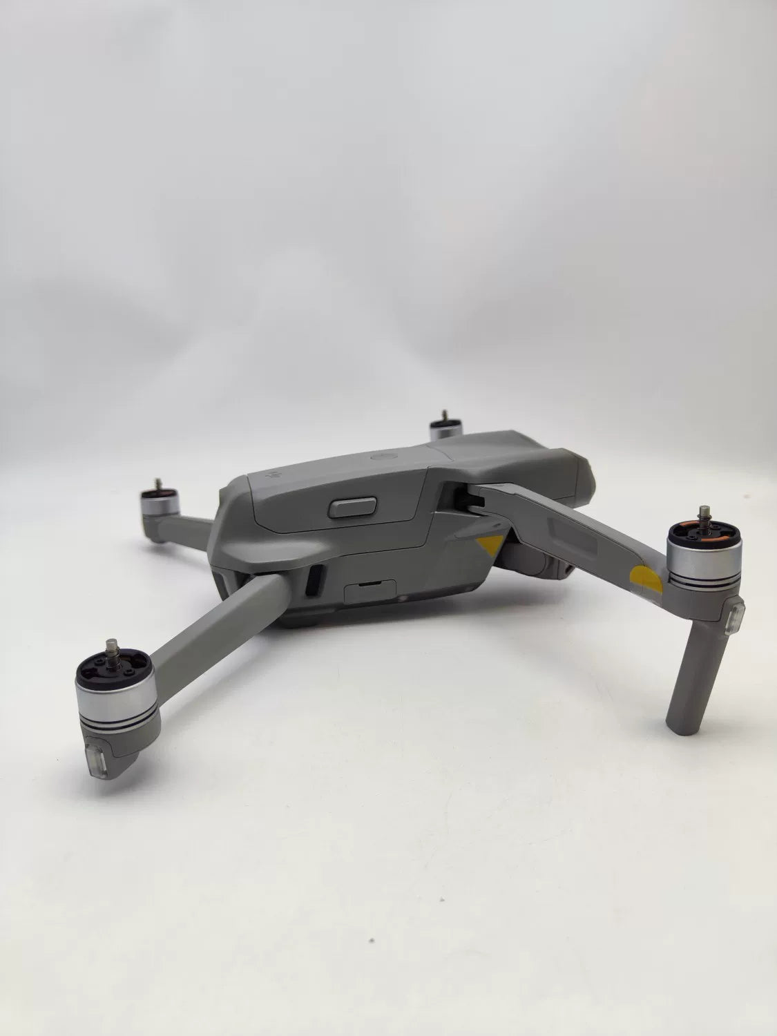 99% New (Mint) DJI air2s Fly More Combo