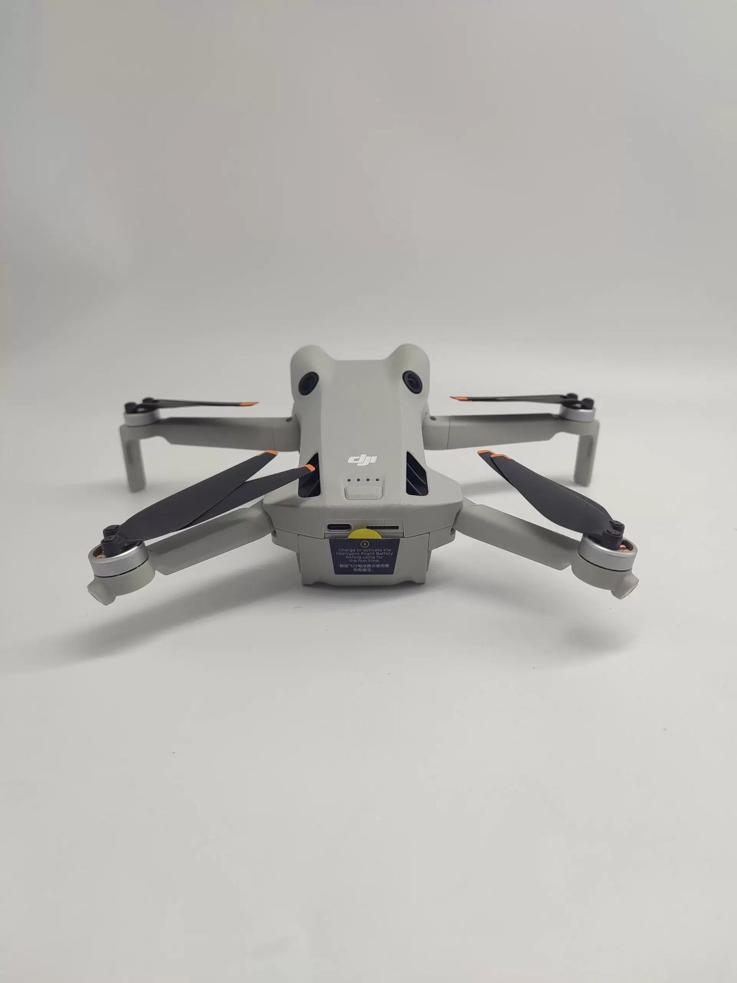 99% New (Mint) DJI Mini 4 Pro with Screen Standard Combo DJI Care Refresh