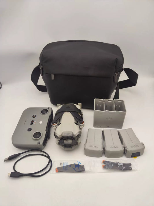 95% New (Like New) DJI Mini4pro Fly More Combo