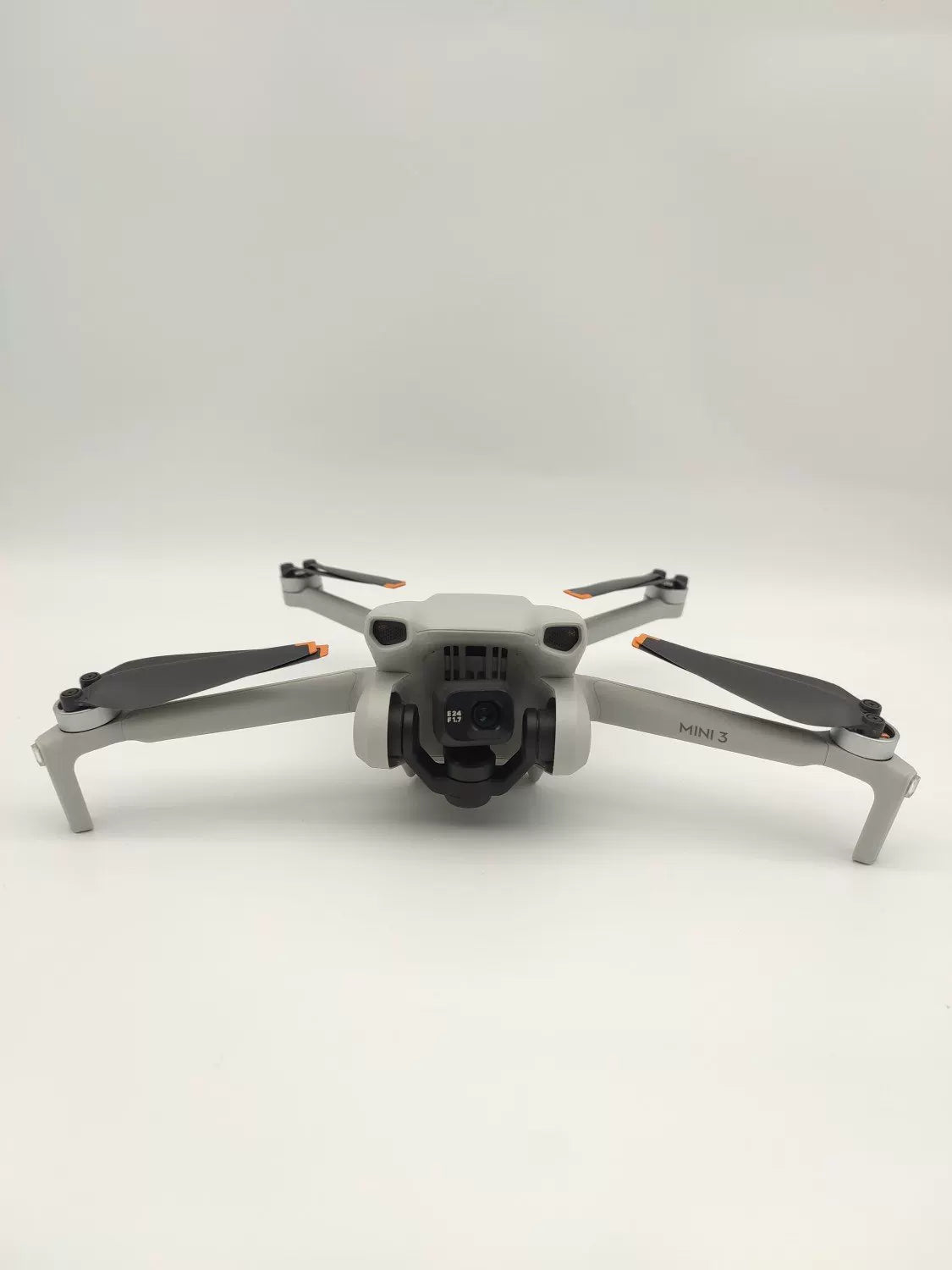 99% New (Mint) DJI Mini3 with Screen Standard Combo