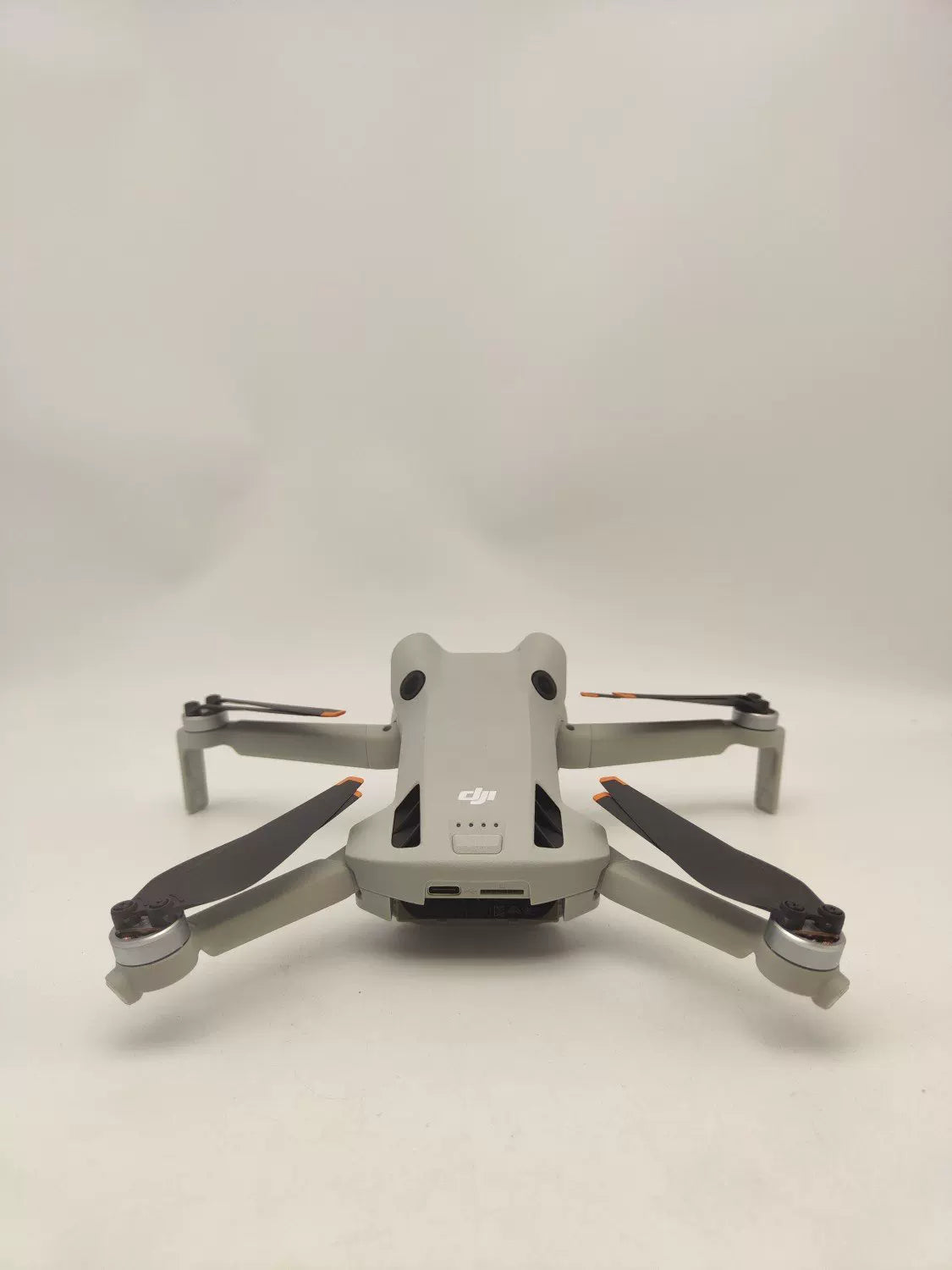 99% New (Mint) DJI mini4pro with Screen Standard Combo with DJI Care Refresh