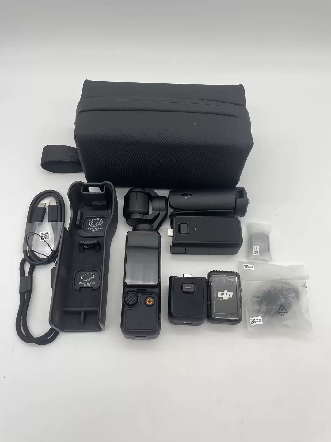 99% New (Mint) DJI Osmo Pocket 3 All-in-1 Combo