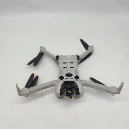 95% New (Like New) Mini 4 Pro Screen Remote Fly More Combo
