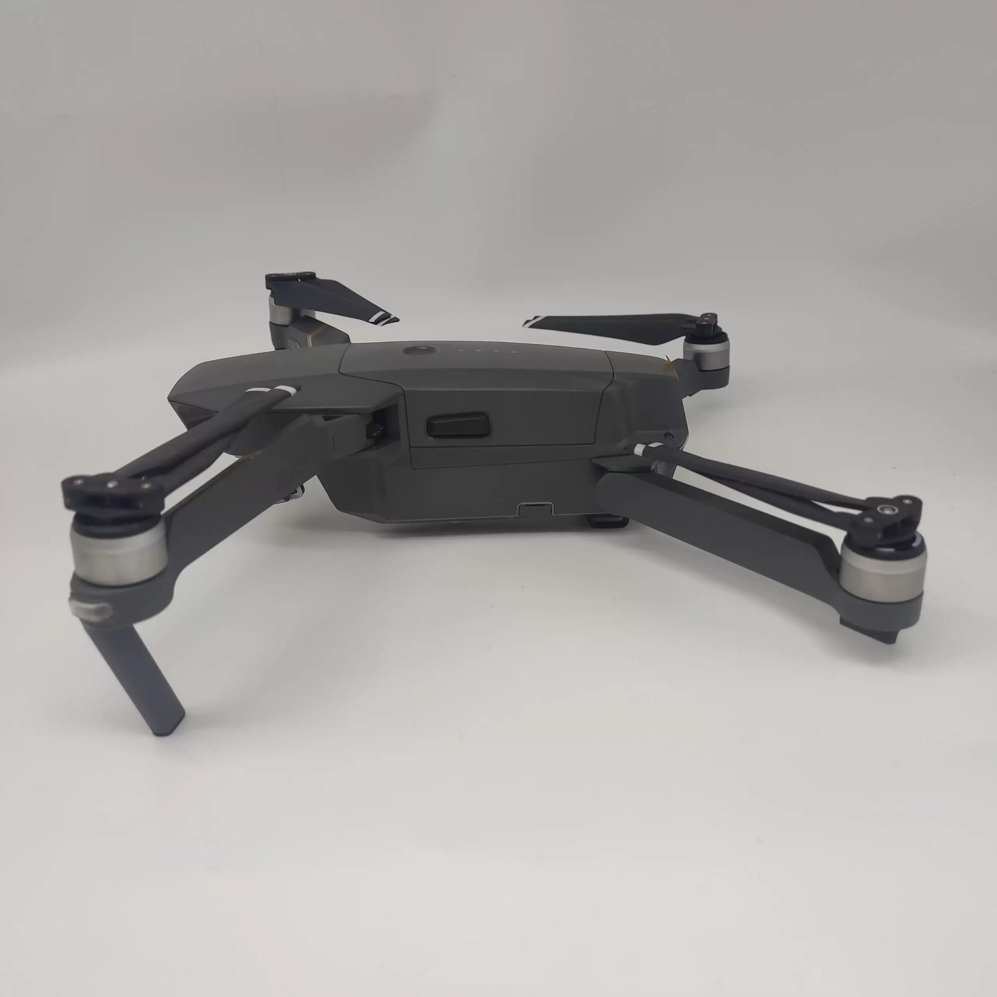 95% New (Like New) DJI Mavic Pro Standard Combo incl. Charging Hub Car Charger