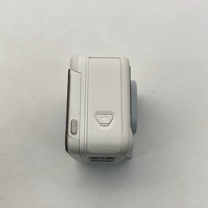 Insta360 Ace Pro 2 Glacier White Street Photography Kit - ممتاز (جديد 95%)