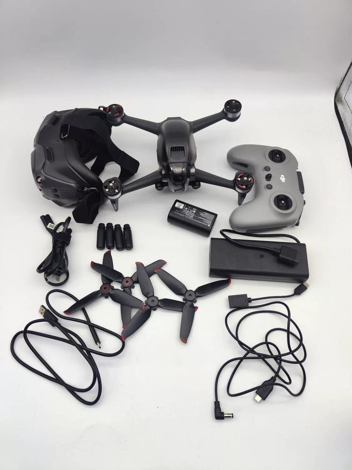 95% New (Like New) DJI FPV Combo
