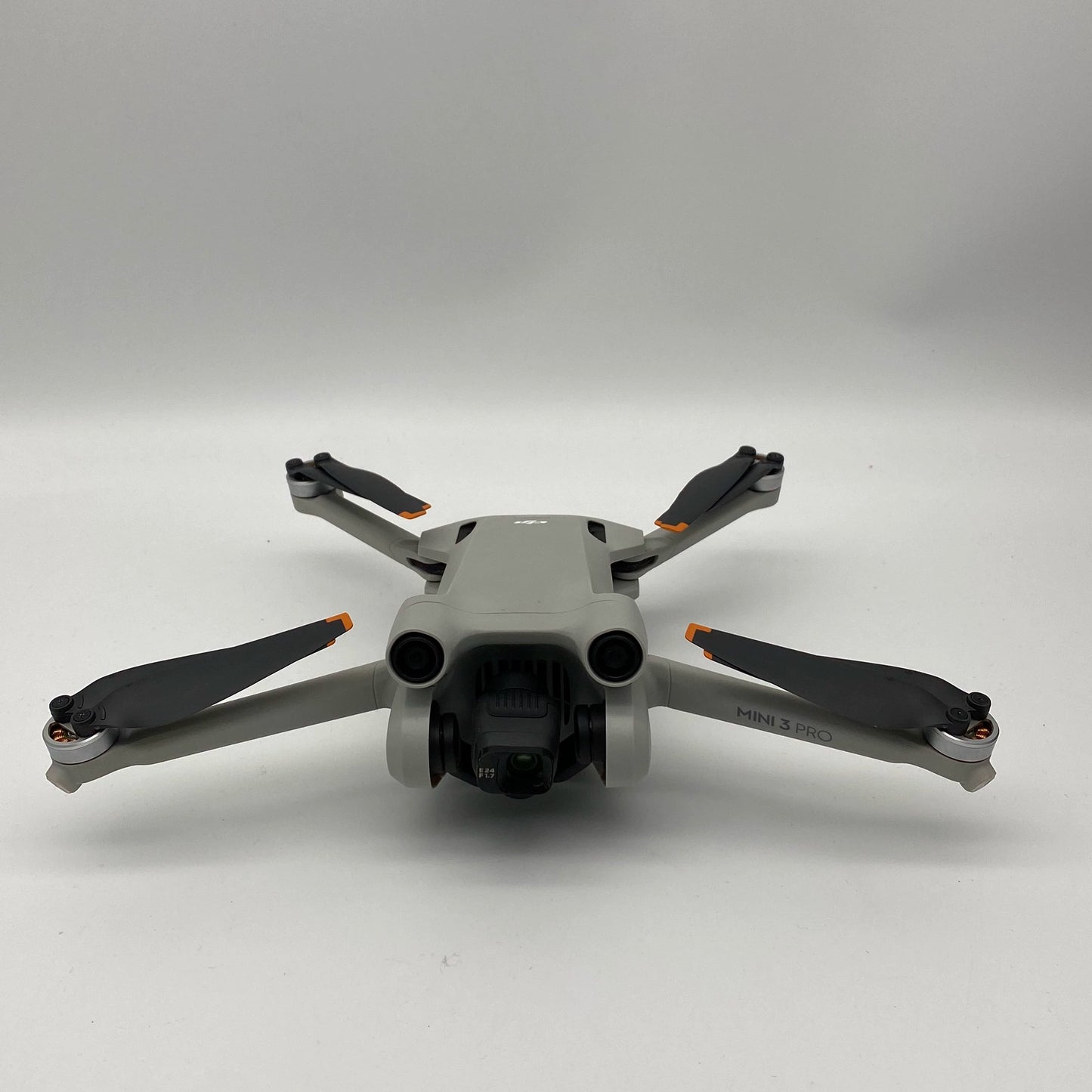 DJI Mini 3 Pro with Screen Remote Long Range Kit - Excellent (95% New)