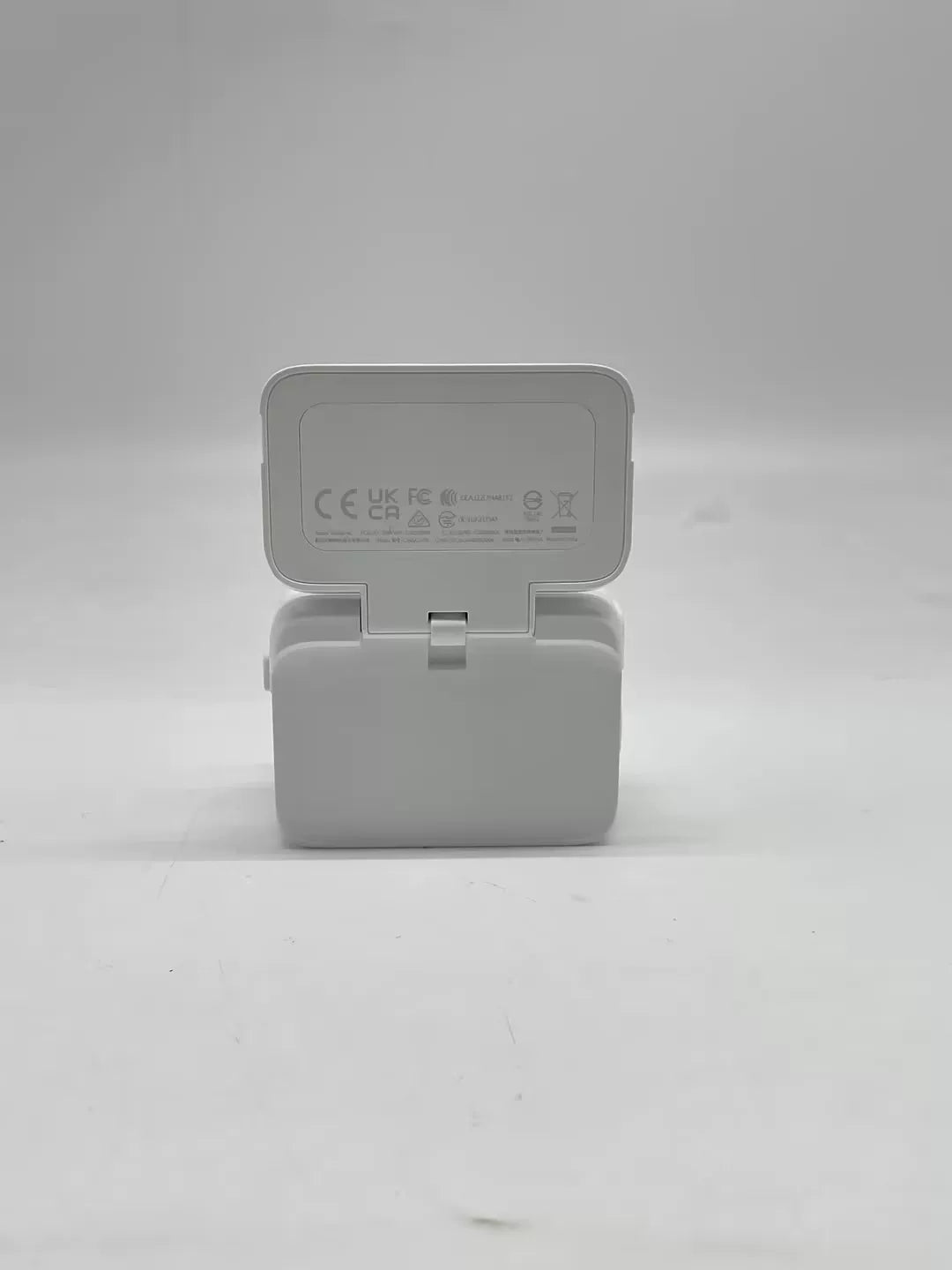 99% New (Mint) Insta360 GO 3s 128G