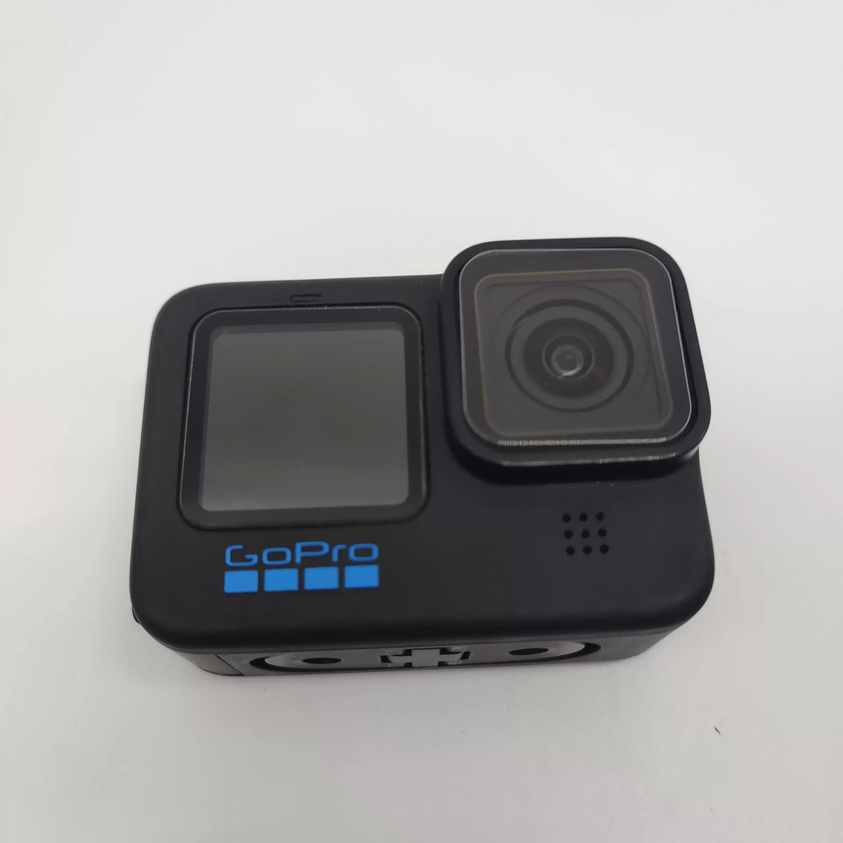 95% New (Like New) GoPro HERO10 Black Charging Hub Dual Battery + Selfie Stick
