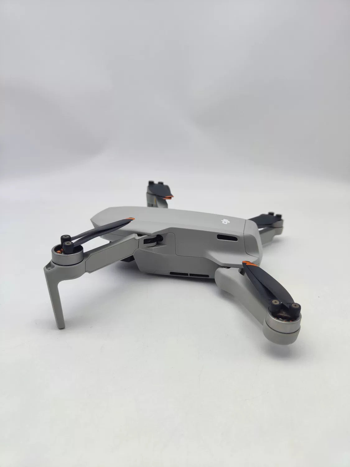 95% New (Like New) DJI mini2 Fly More Combo