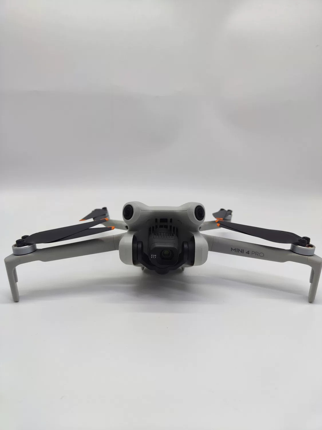 95% New (Like New) DJI mini4pro with Screen Fly More Combo with DJI Care Refresh