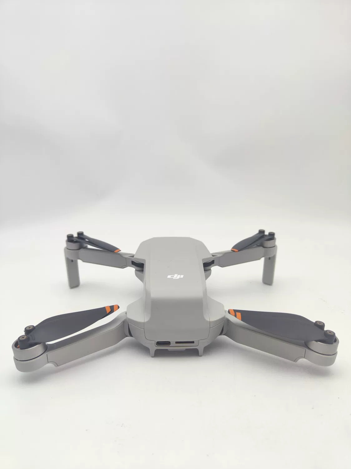99% New (Mint) DJI mini2 Fly More Combo