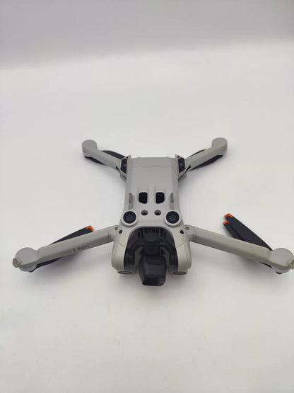 95% New (Like New) DJI Mini3pro with Screen Fly More Combo