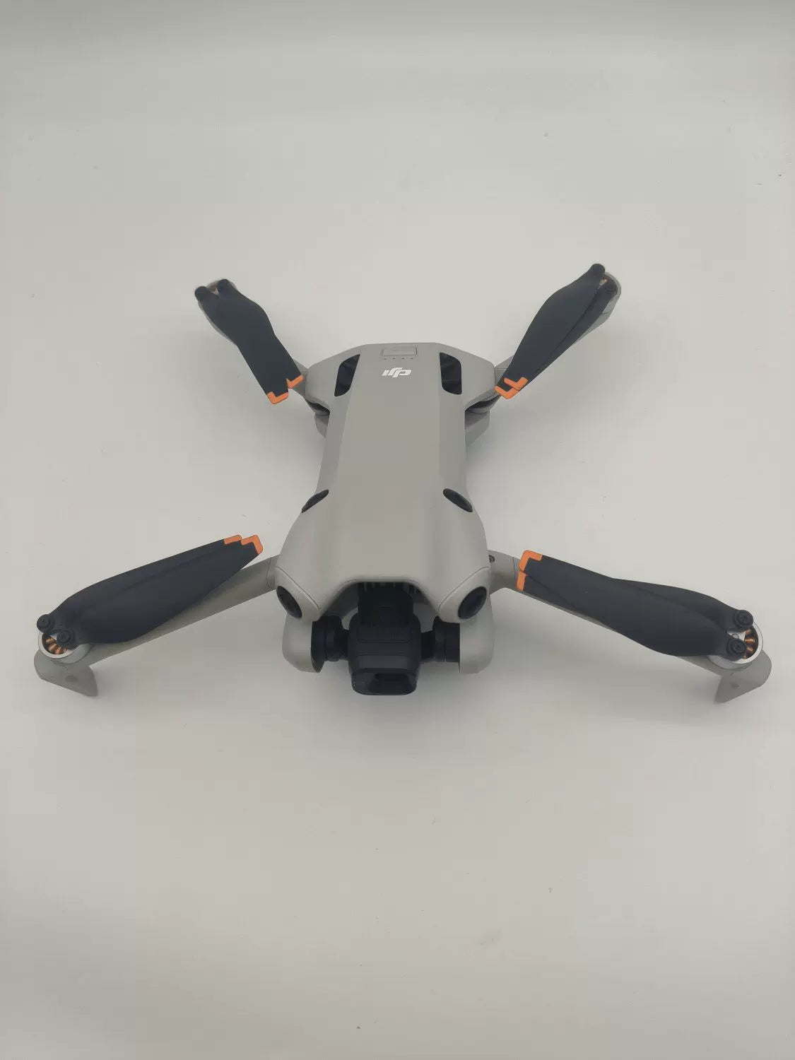 DJI Mini4pro with Screen Fly More Combo with DJI Care Refresh