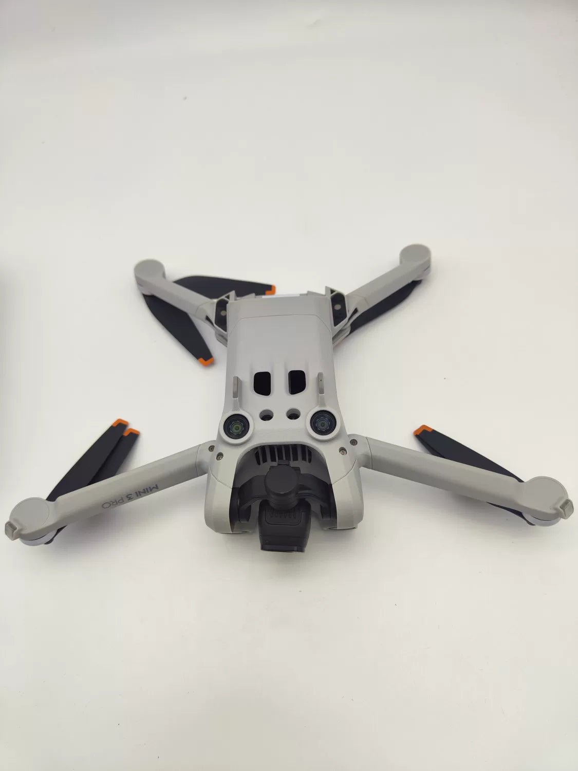 99% New (Mint) DJI mini3pro with Screen, Extended Battery Fly More Combo