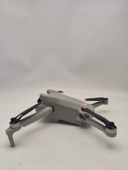 95% New (Like New) DJI mini3 with Screen, Extended Battery Fly More Combo
