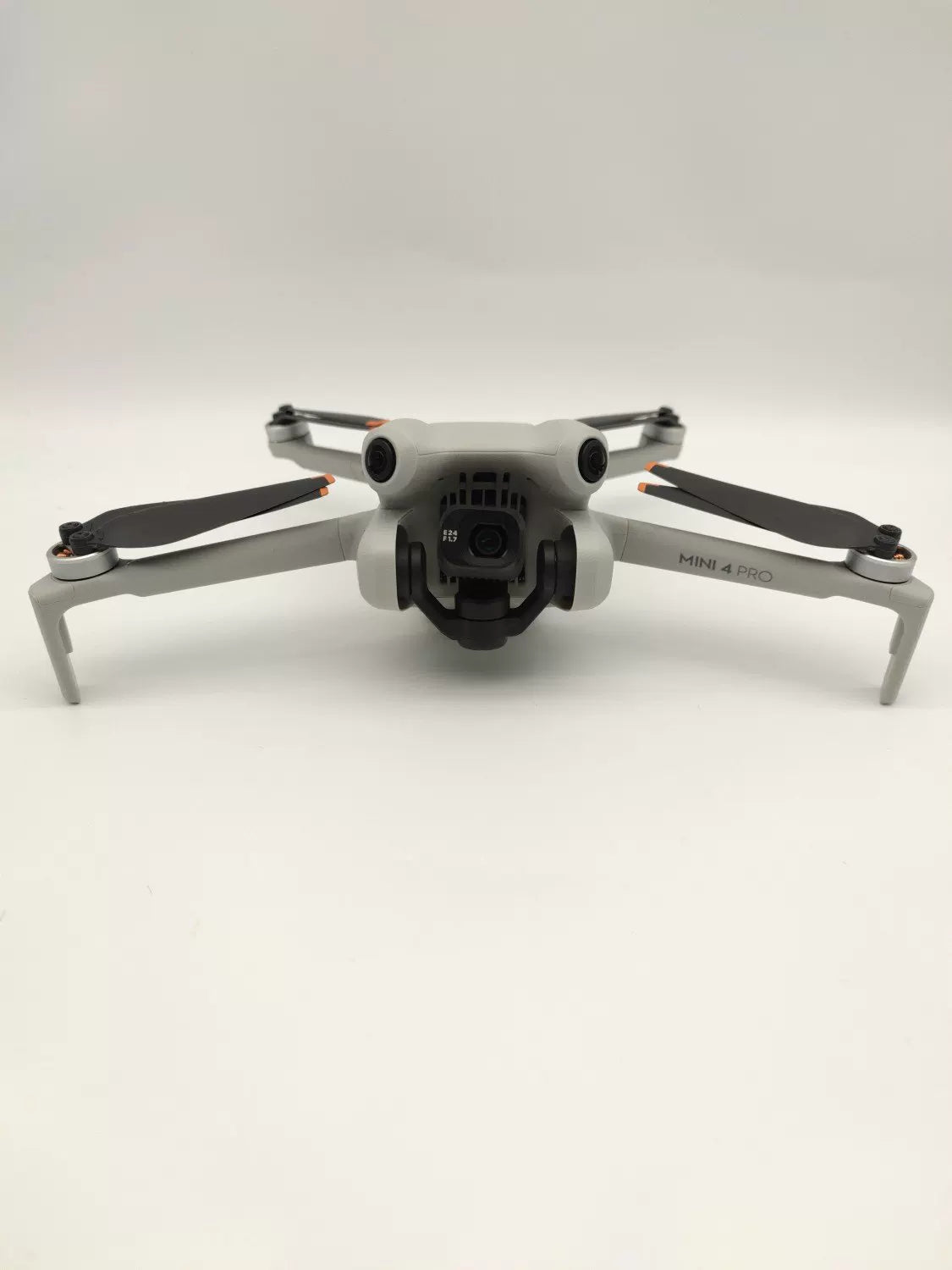 99% New (Mint) DJI Mini 4 Pro with Screen, Extended Battery Fly More Combo