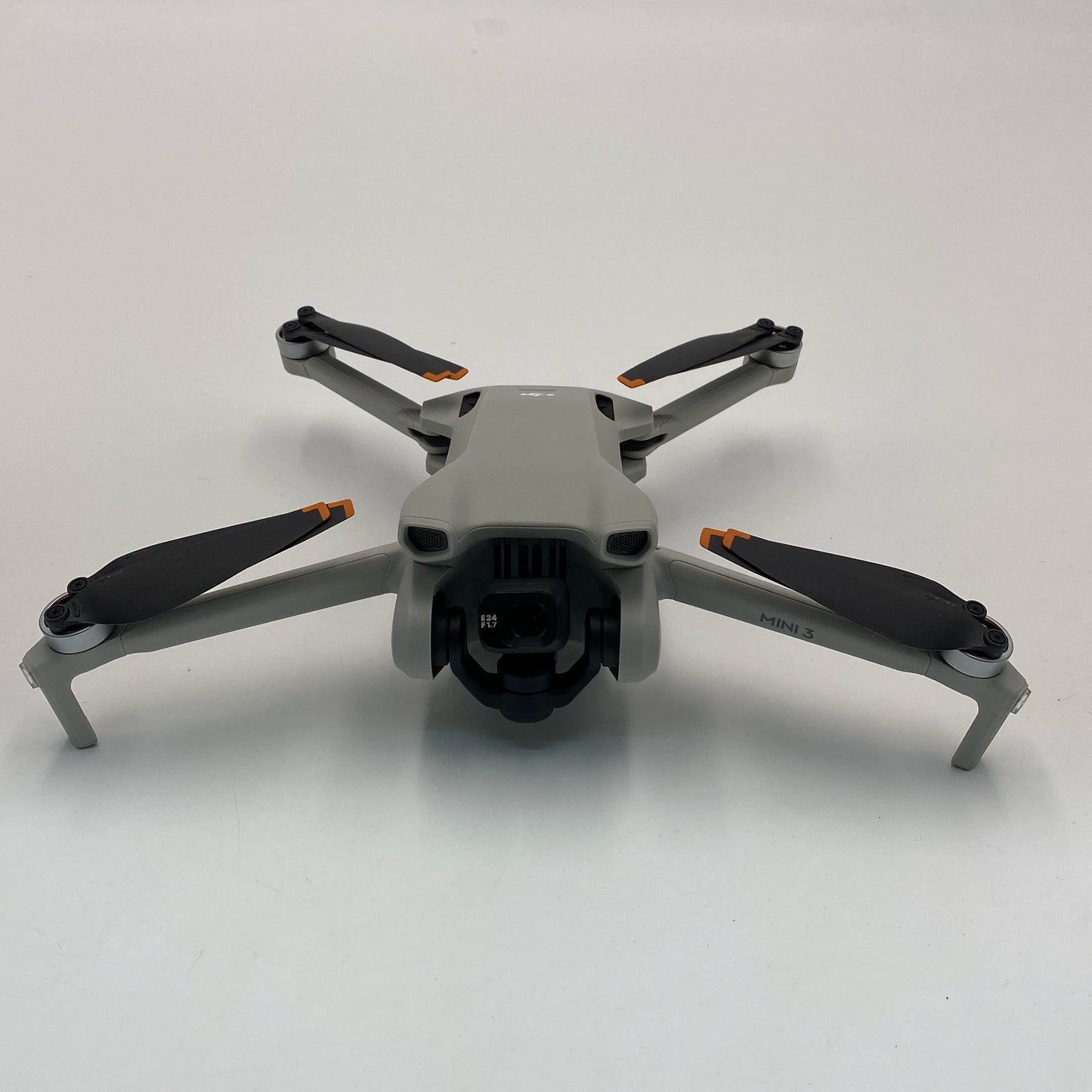 DJI Mini 3 with Screen Remote Controller - Like New (99%)