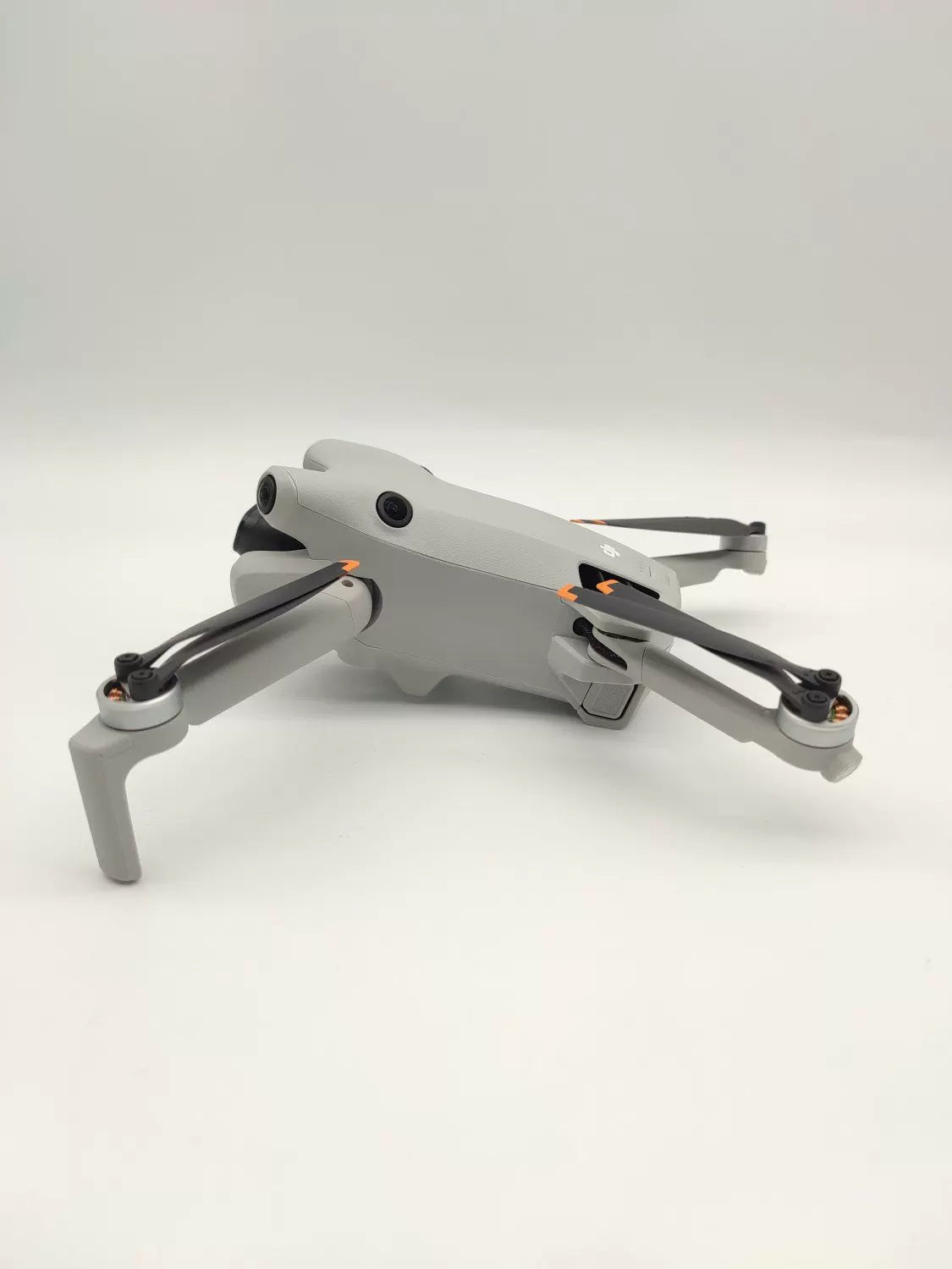 99% New (Mint) DJI Mini 4 Pro with Screen, Extended Battery Fly More Combo with DJI Care Refresh