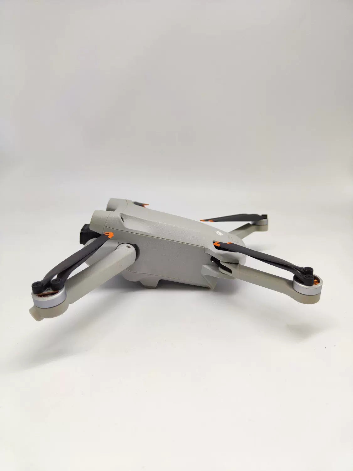 DJI Mini 3pro_ Standard Combo Dual Battery with DJI Care Refresh