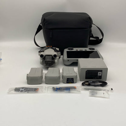 DJI Mini 3 Pro with Screen Remote Long Range Kit - Excellent (95% New)