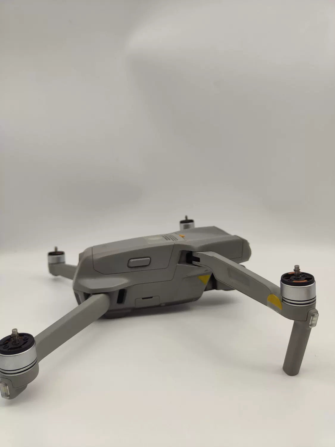 95% New (Like New) DJI air2s Fly More Combo with DJI Care Refresh