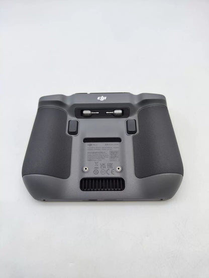 99% New (Mint) DJI air3 with Screen Fly More Combo with DJI Care Refresh