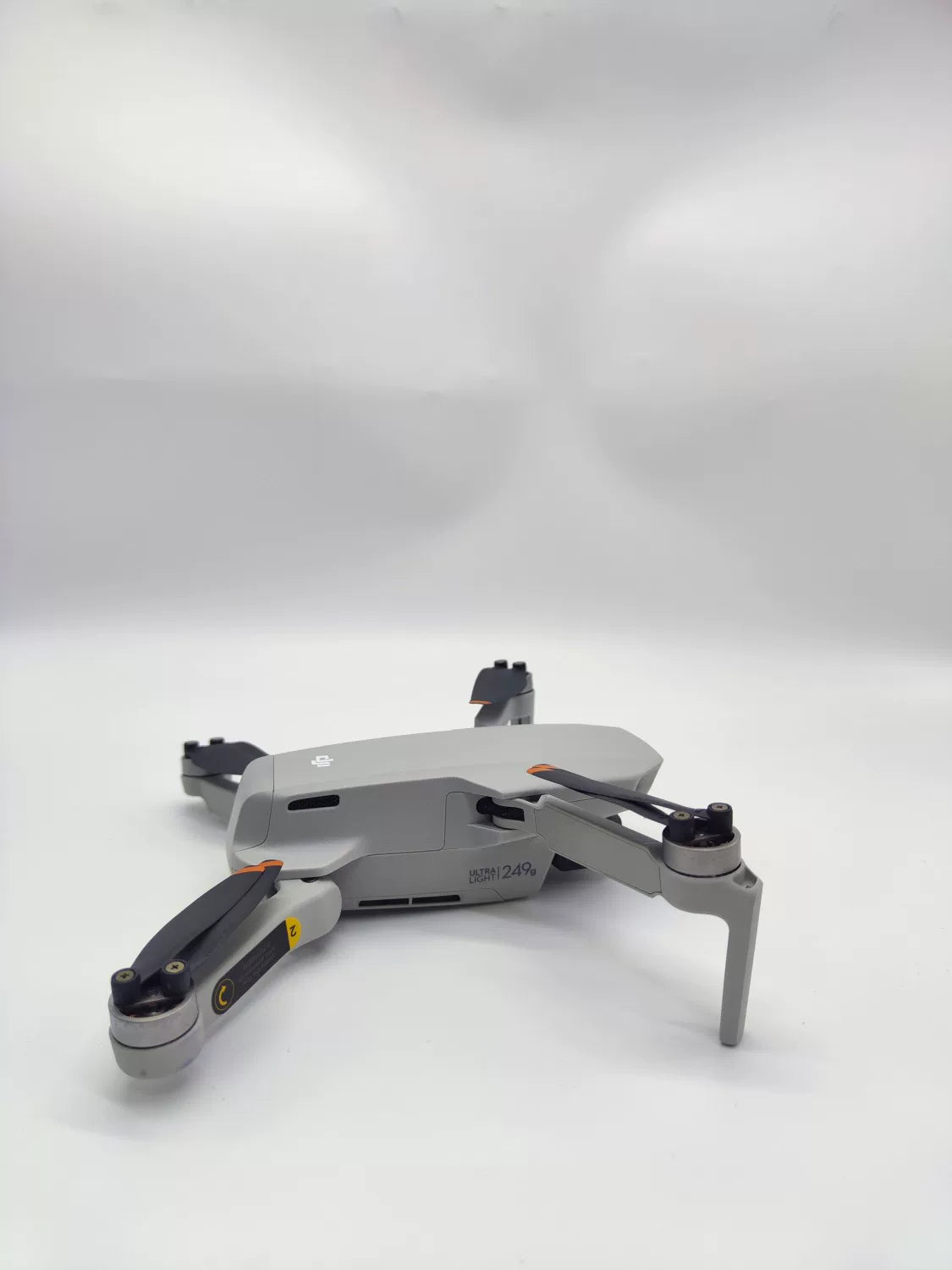 99% New (Mint) DJI minise Standard Combo