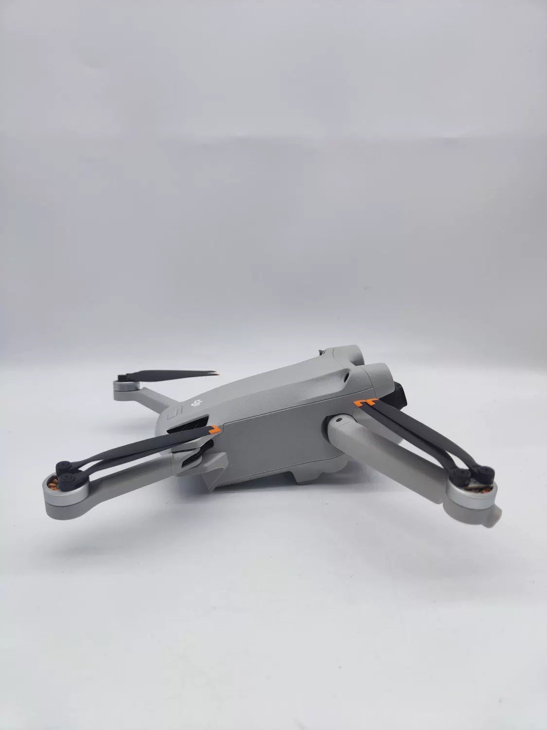 DJI Mini3pro with Screen Fly More Combo with DJI Care Refresh