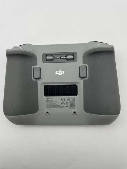 99% New (Mint) DJI Mini3pro with Screen, Extended Battery Fly More Combo with