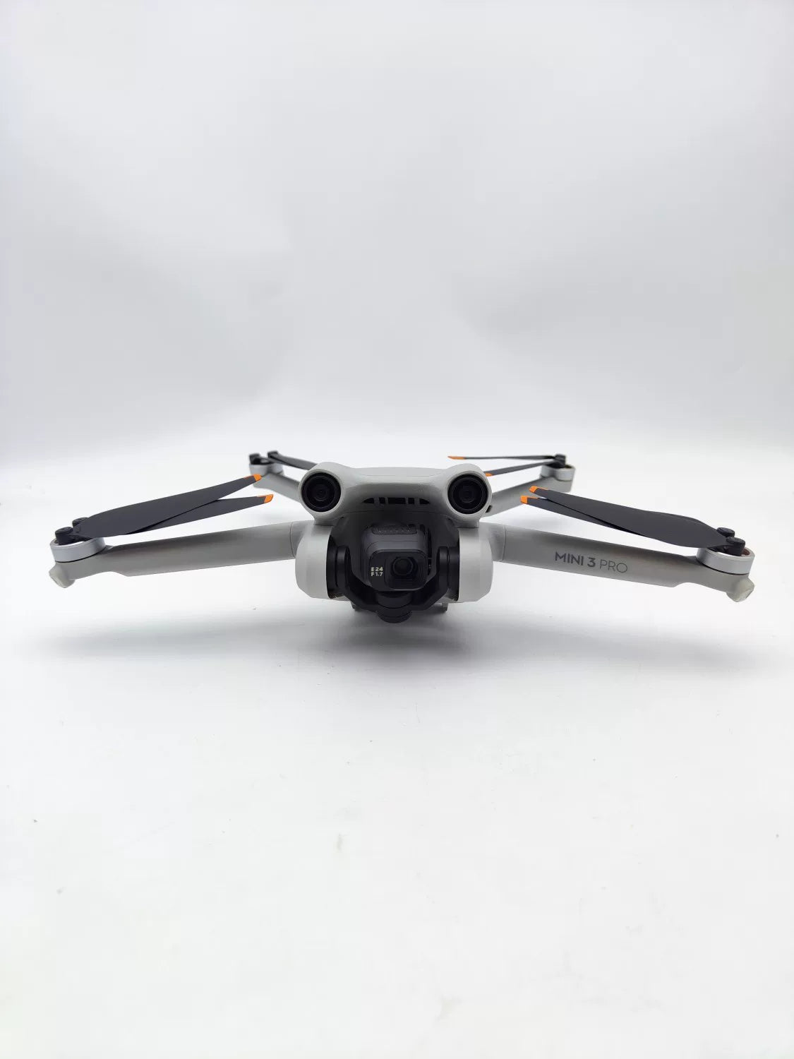 99% New (Mint) DJI mini3pro with Screen Fly More Combo