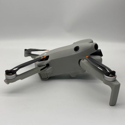 DJI Mini 4 Pro with Screen Remote Fly More Combo - Excellent (95% New)