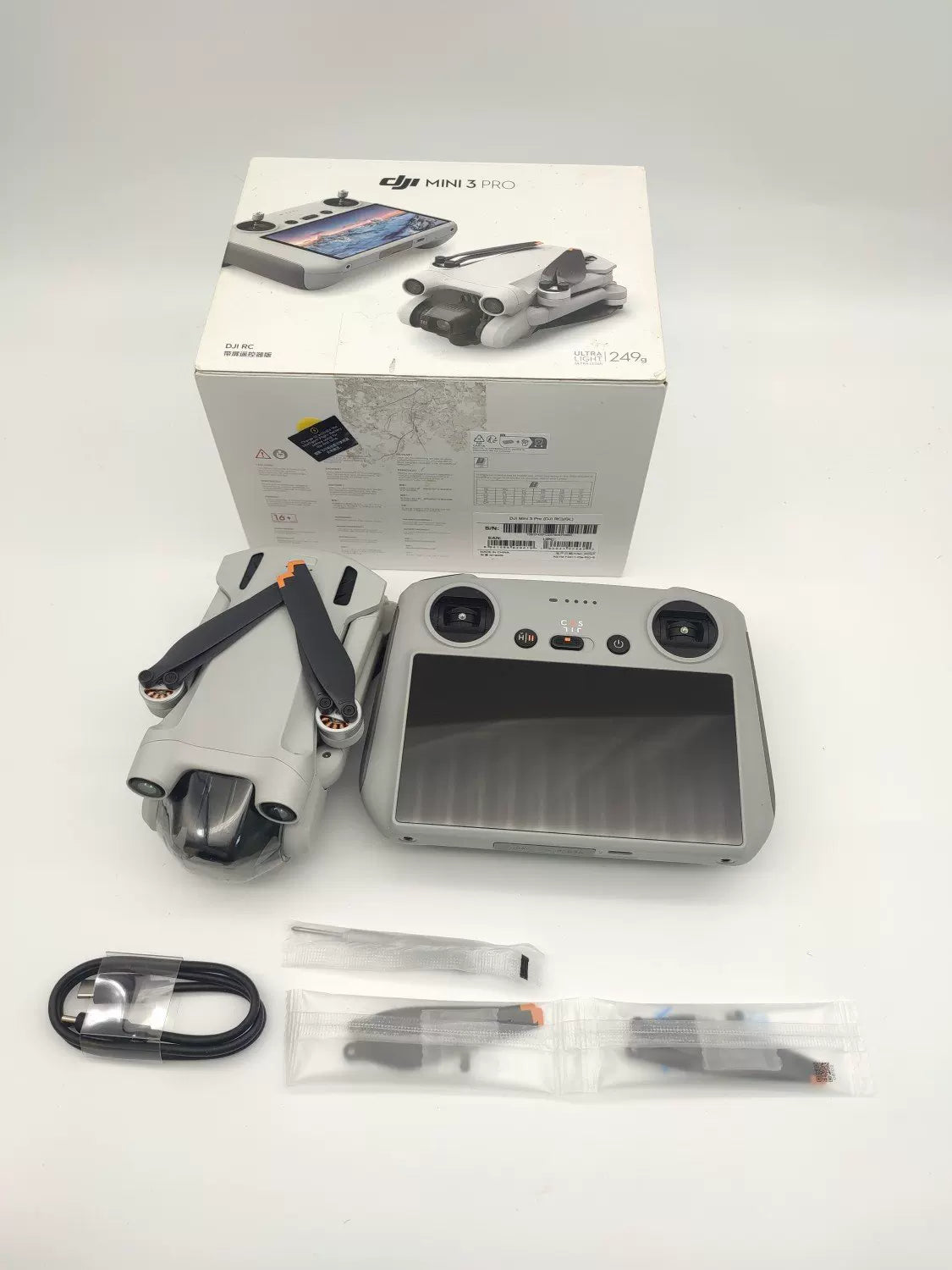 DJI Mini3pro with Screen Standard Combo with DJI Care Refresh