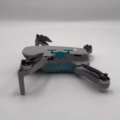 مجموعة DJI Mini 2 SE Fly More | كاميرا 4K HD، جهاز تحكم عن بُعد، ملحقات كاملة 